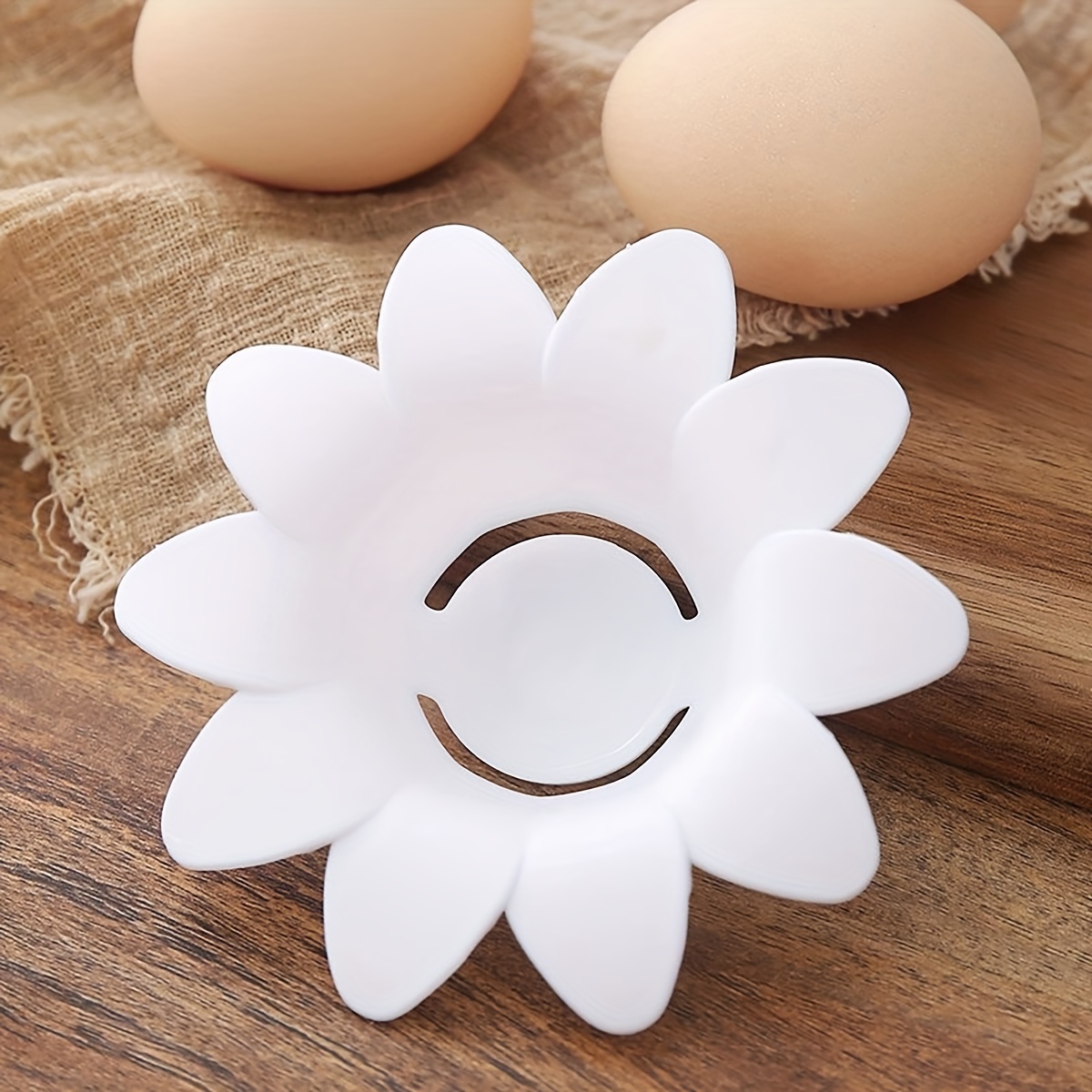 فاصل بياض البيض عن الصفار بتصم - مراجعة Egg Separator Tool وسعره